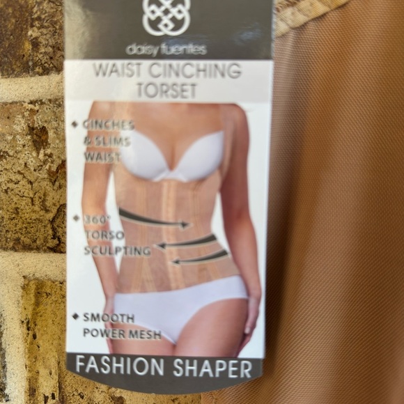 Daisy Fuentes Tan Shapewear Top - Picture 3 of 5
